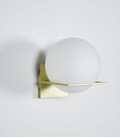 Applique GIN - Globe opaline & Laiton - 20 x 25 - ENO STUDIO