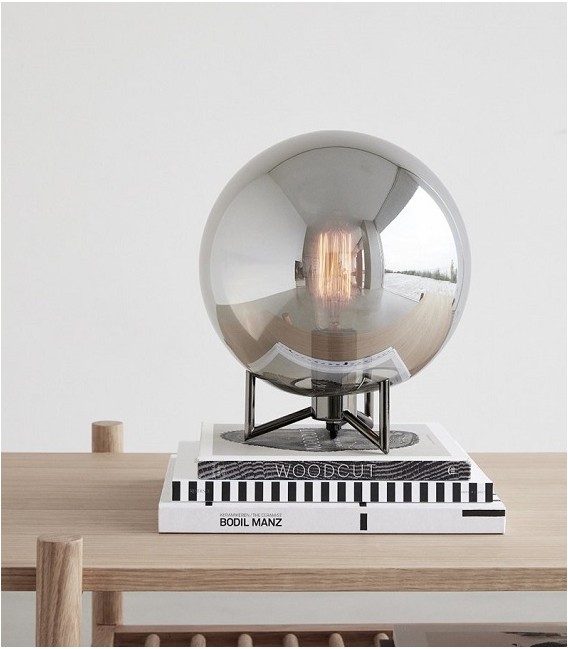 Lampe à poser - Globe Verre fumé & Pieds métal noir